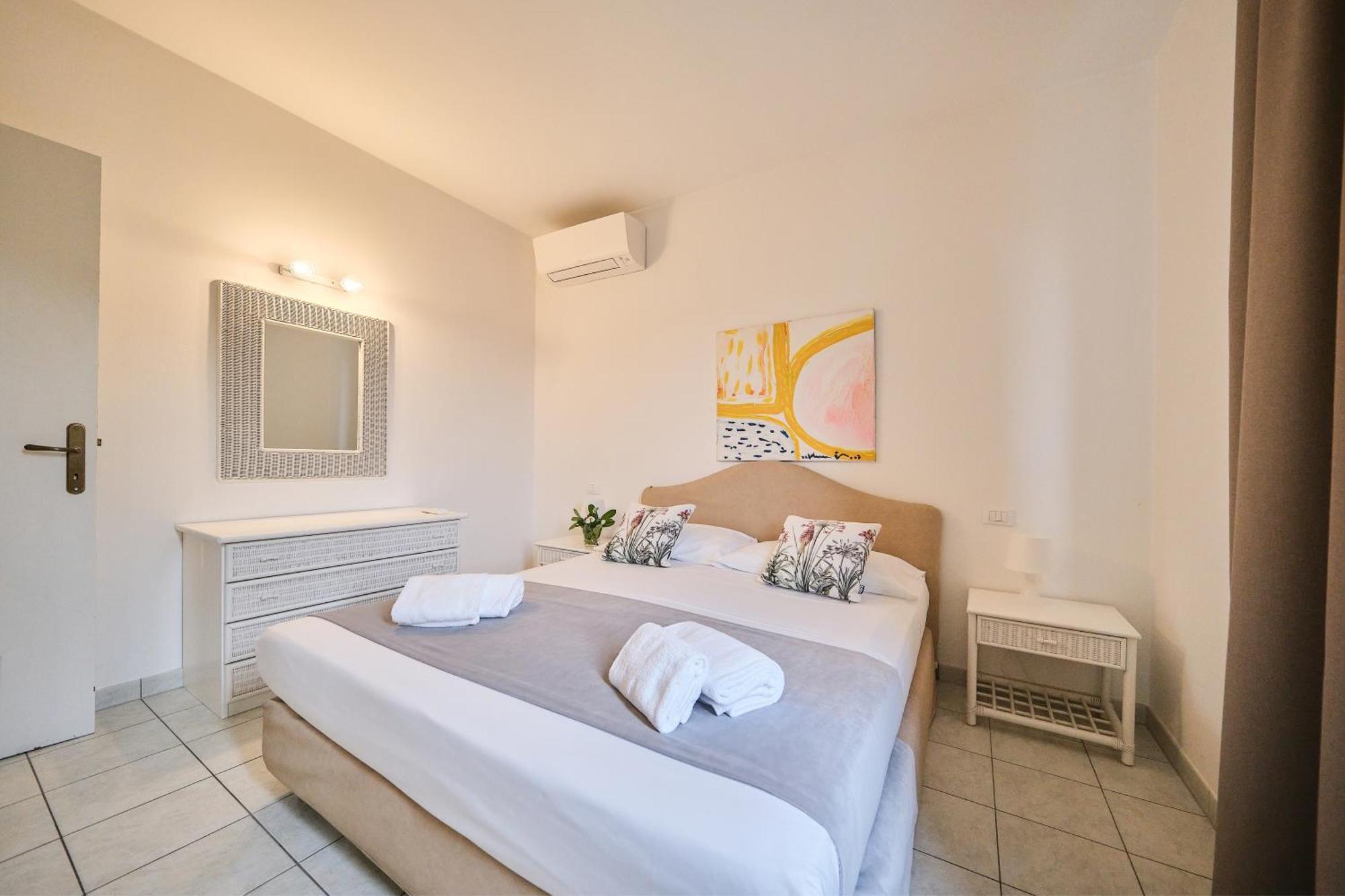 Front Lake Apartment Бардолино Екстериор снимка