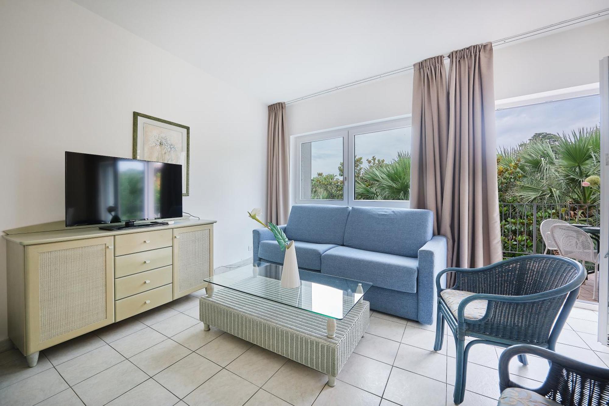 Front Lake Apartment Бардолино Екстериор снимка