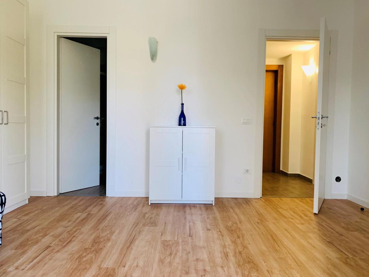 Front Lake Apartment Бардолино Екстериор снимка