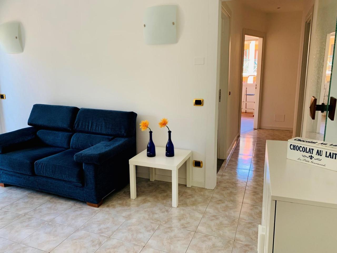 Front Lake Apartment Бардолино Екстериор снимка